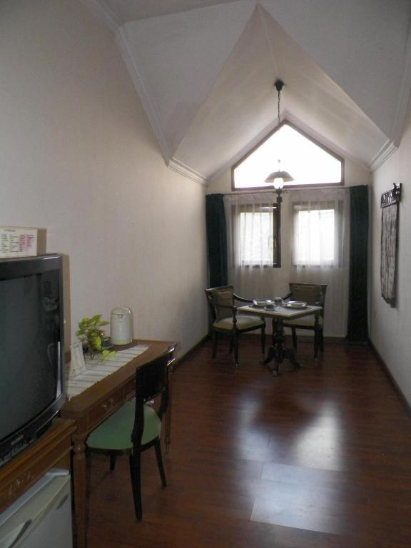 Lombok Ethnic Apartemen *
