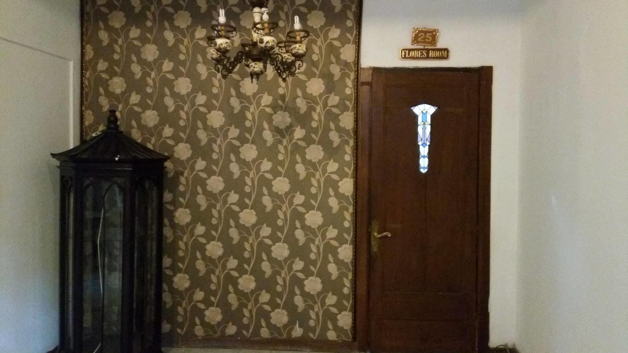 Apartemen Lombok Ethnic